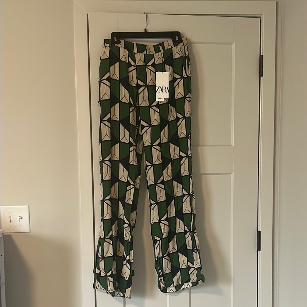 Zara Geometric Green and Cream Pants